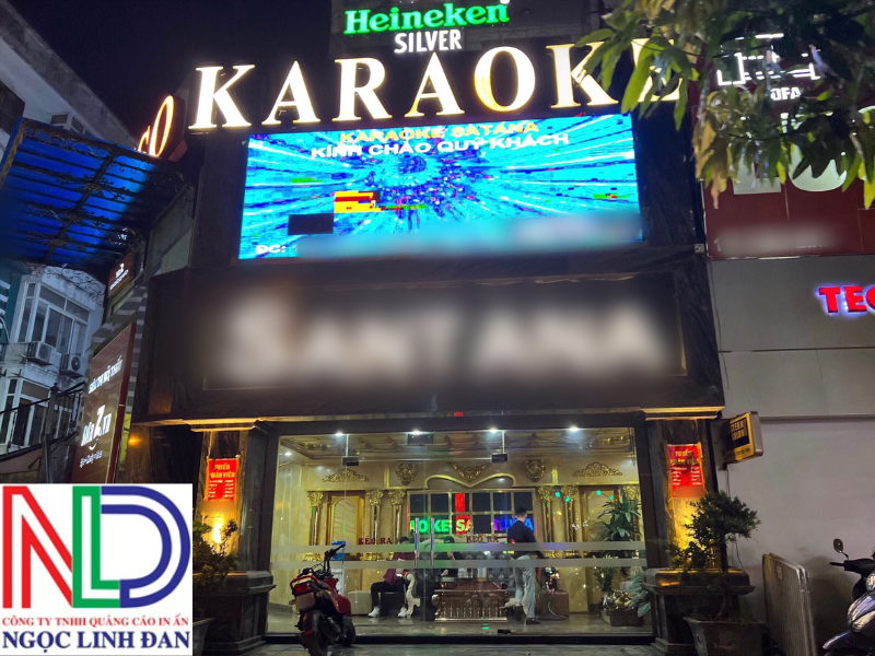 Bảng hiệu karaoke – Cách kết hợp chữ nổi mica và LED để thu hút khách hàng