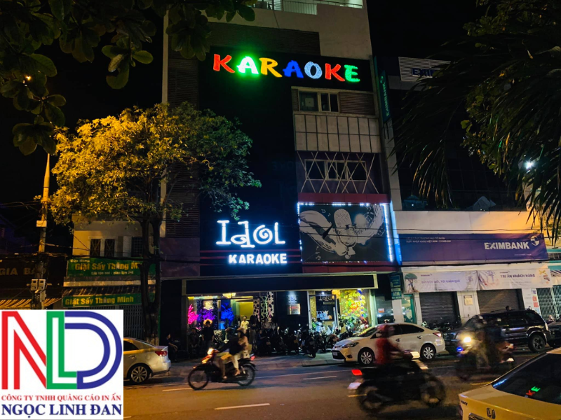 Bảng hiệu karaoke – Cách kết hợp chữ nổi mica và LED để thu hút khách hàng