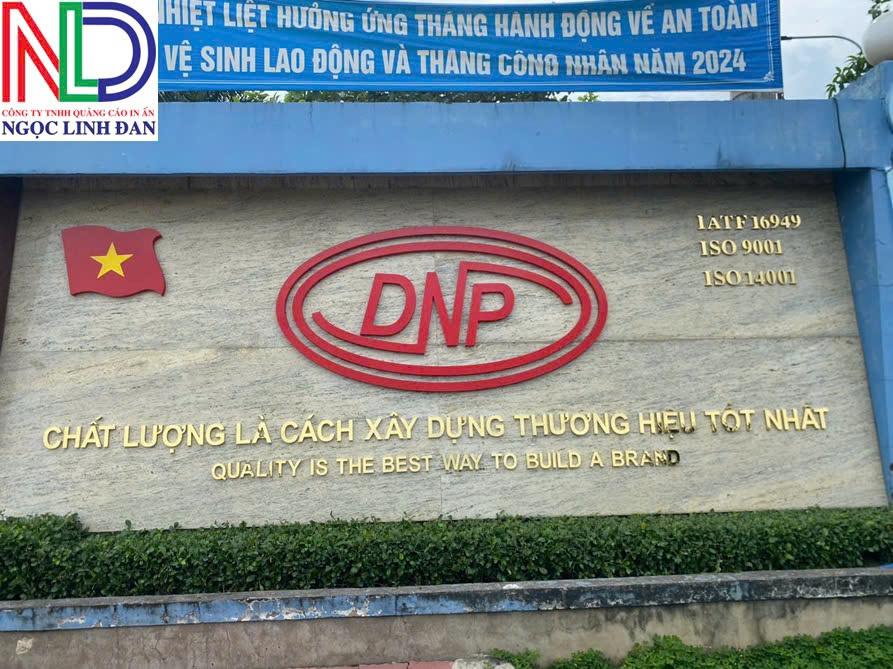 Chữ nổi inox đế keo: Sự lựa chọn hoàn hảo cho thương hiệu sang trọng