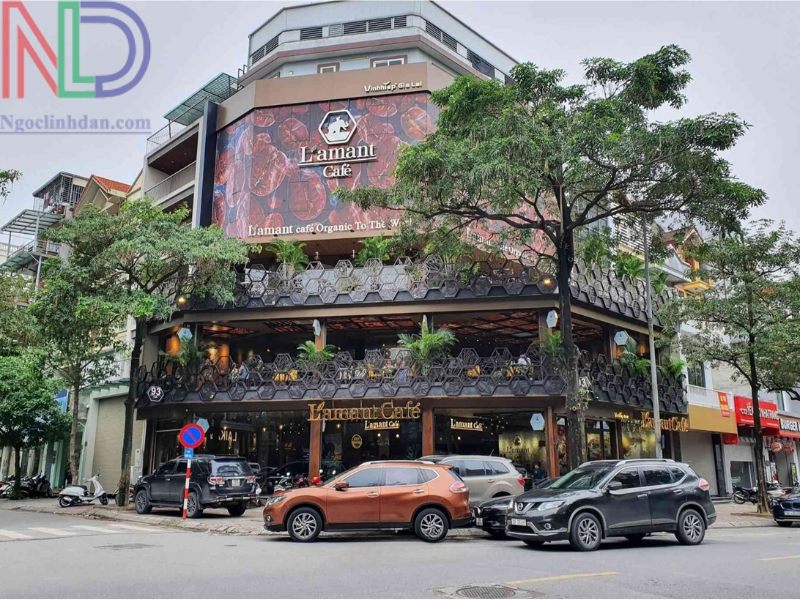 Làm thế nào để bảng hiệu nổi bật trong môi trường cạnh tranh