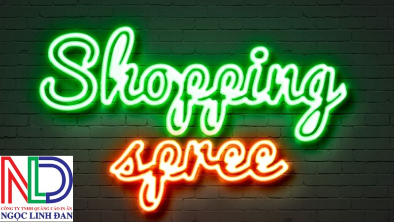 Xu hướng sử dụng Bảng hiệu đèn LED trong quảng cáo cửa hàng thời trang'