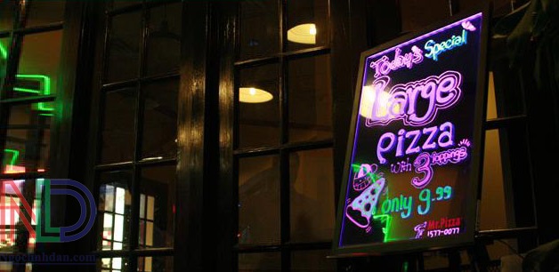 Ứng Dụng Bảng Led Huỳnh Quang Viết Tay Cho Tiệm Trà Sữa