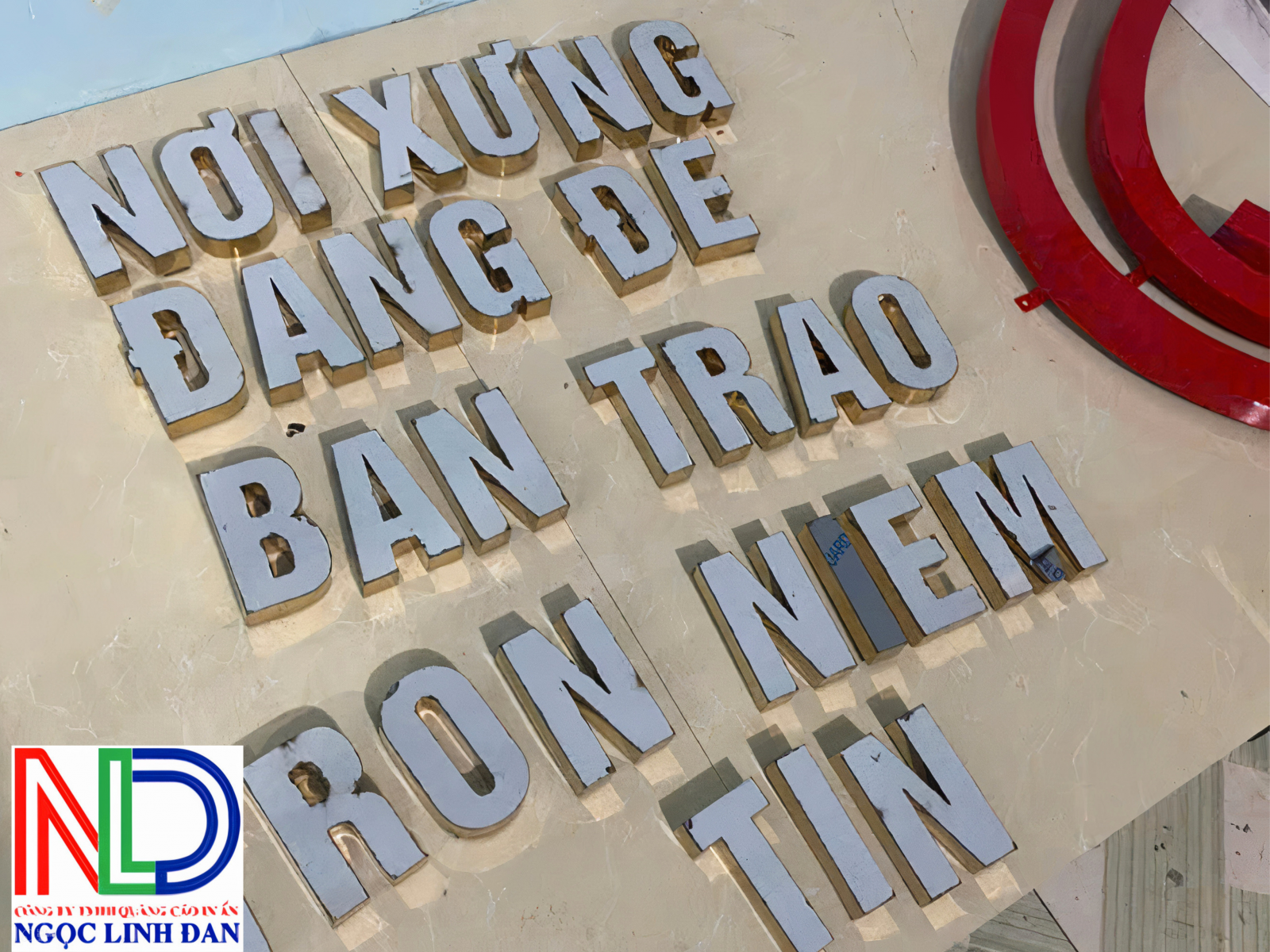 Thiết Kế Thi Công Bảng Hiệu Chữ Nổi Inox Cho Công Ty Đại Nam Phát