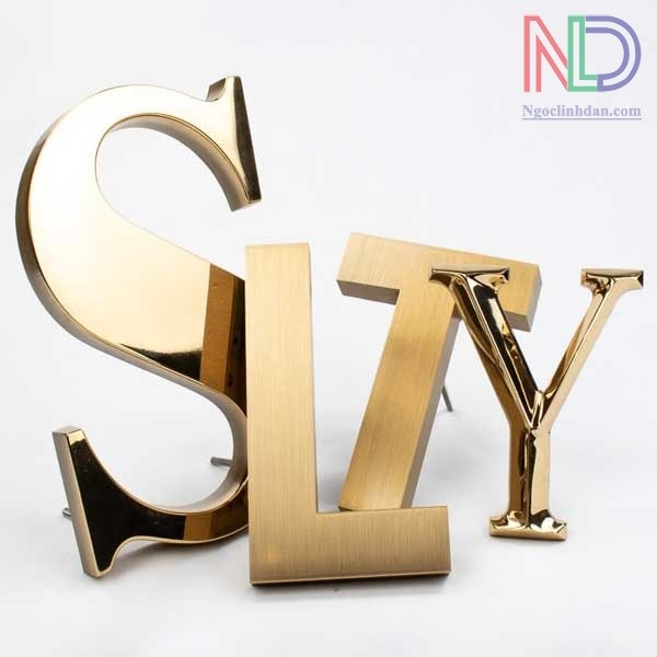 Ứng Dụng Chữ Inox Vàng Mờ trong Quảng cáo và Thương hiệu