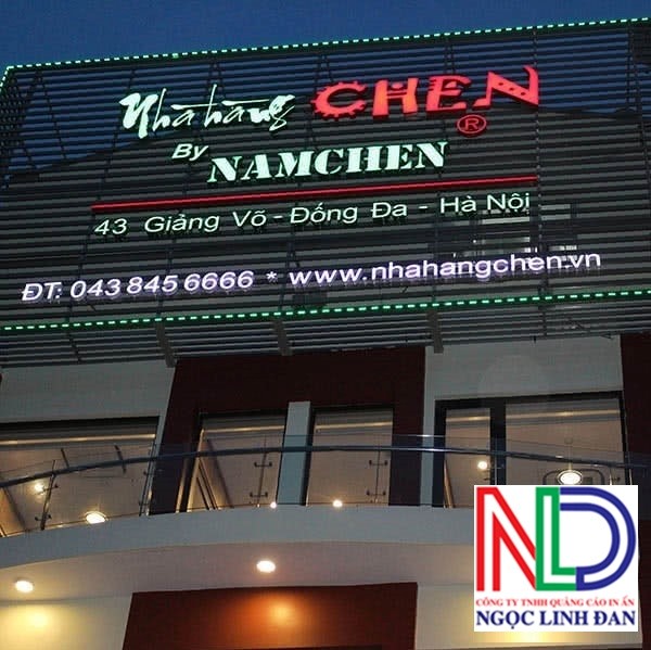Ưu điểm của bảng hiệu quảng cáo trong kinh doanh
