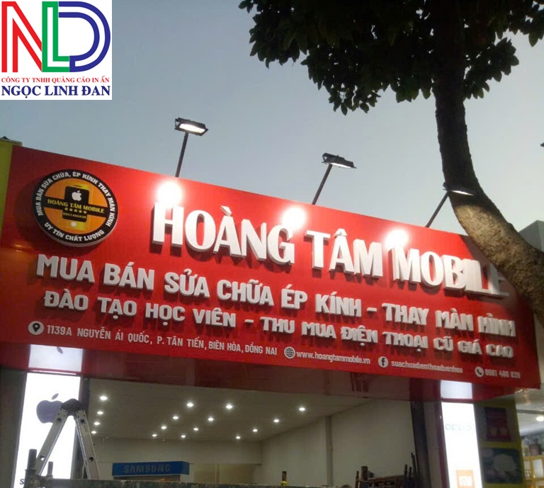 Chi Phí Bảng Hiệu Alu So Với Bảng Hiệu LED: Nên Chọn Loại Nào?