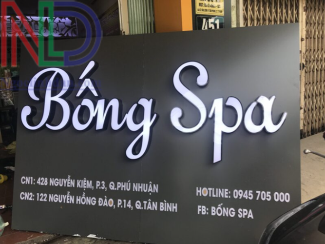 Top 5 Bảng Hiệu Mica Đẹp Nhất Cho Doanh nghiệp