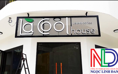 Có nên sử dụng bảng hiệu khung lưới cho nhà hàng của bạn?